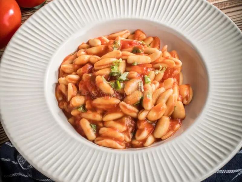 Cavatelis con salsa